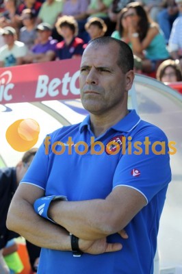 Oliveirense-Benfica