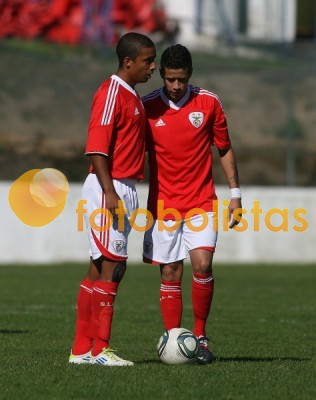Oliveirense-Benfica