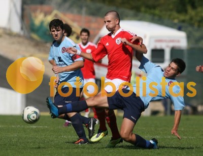 Oliveirense-Benfica