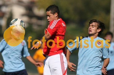 Oliveirense-Benfica