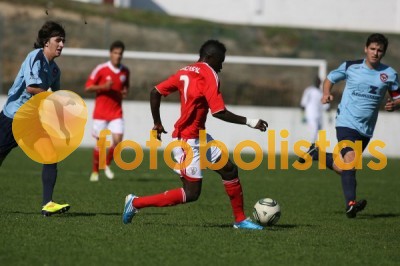 Oliveirense-Benfica