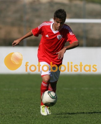 Oliveirense-Benfica