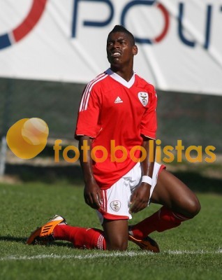 Oliveirense-Benfica