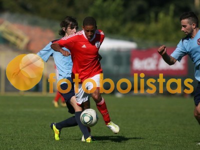 Oliveirense-Benfica