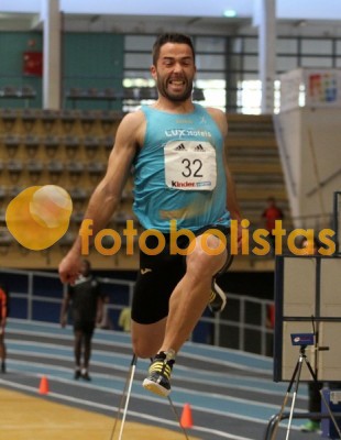 Atletismo em pista coberta
