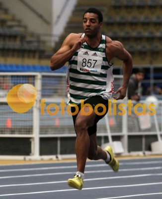 Atletismo em pista coberta