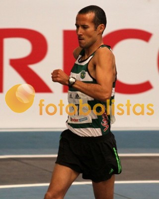 Atletismo em pista coberta