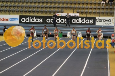 Atletismo em pista coberta