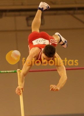 Atletismo em pista coberta