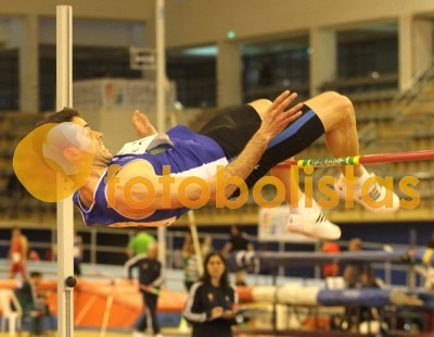 Atletismo em pista coberta