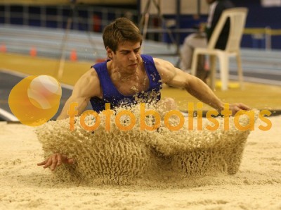 Atletismo em pista coberta