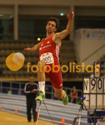 Atletismo em pista coberta