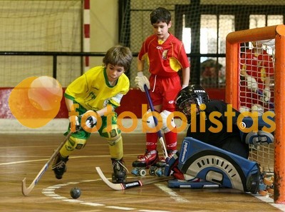 Acad�mico da Feira-Hoquei de Viseu Benjamins