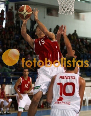 Oliveirense-Benfica