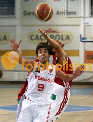 Oliveirense-Benfica