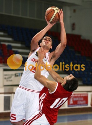 Oliveirense-Benfica
