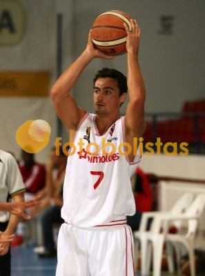 Oliveirense-Benfica