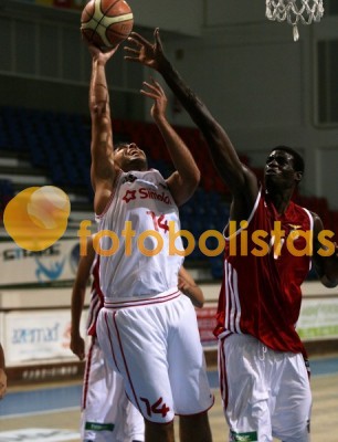Oliveirense-Benfica