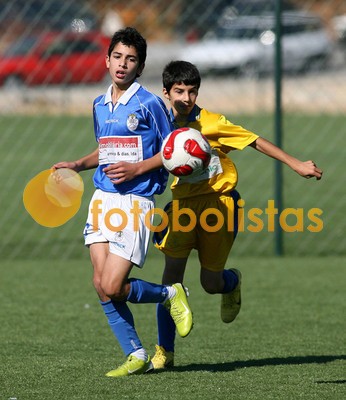Feirense-Rio Me�o Infantis A