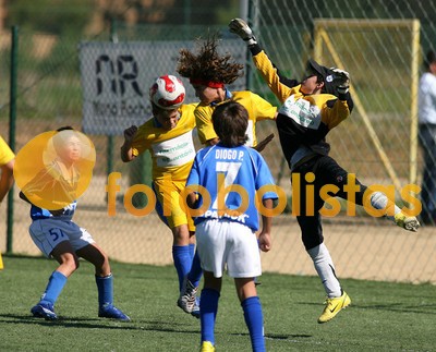 Feirense-Rio Me�o Infantis A