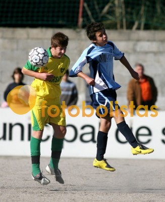 Rel�mpago Nogueirense-Valonguense Iniciados