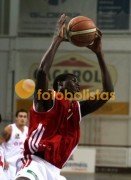 Oliveirense-Benfica